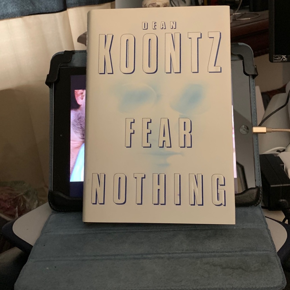 Autographed book. -  Dean Koontz, Fear Nothing